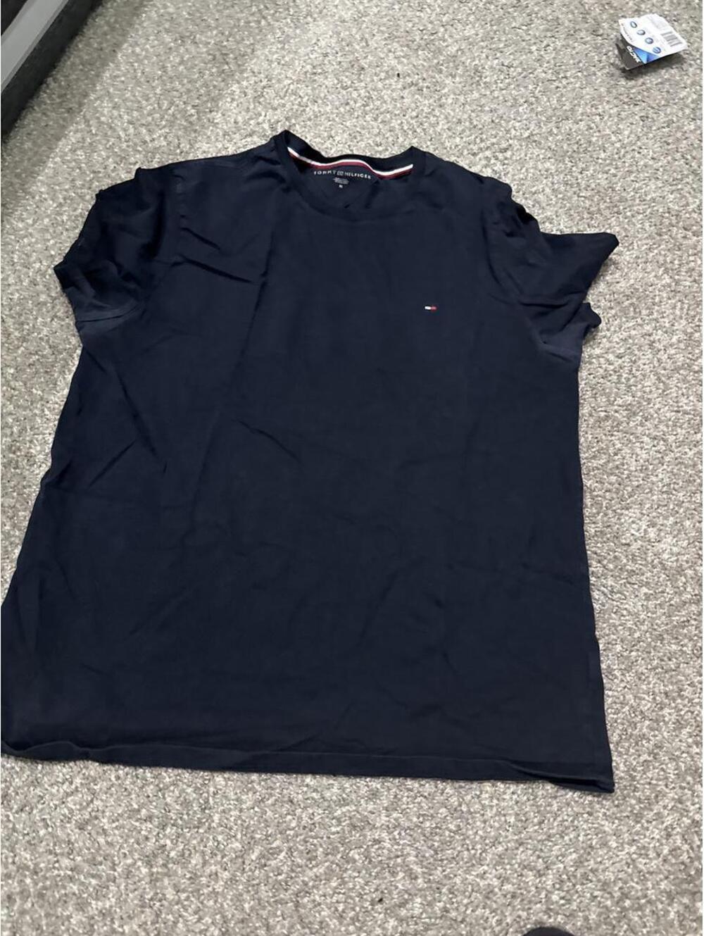 Tommy Hilfiger Men's Navy Tshirt